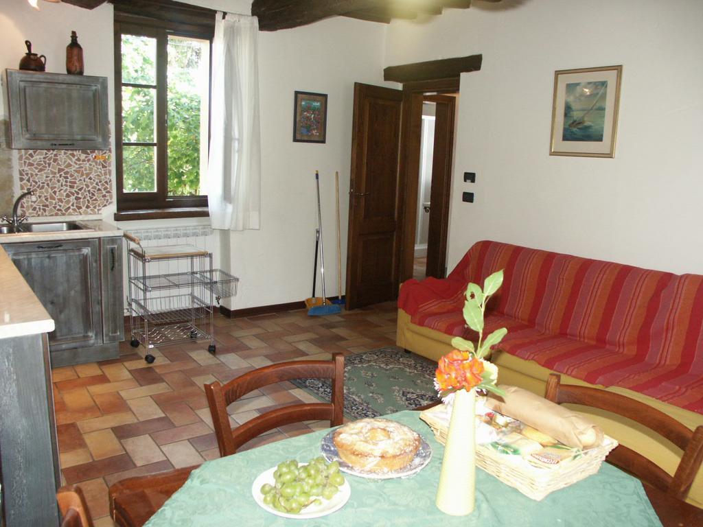 La Morosa Guest House Castel Rigone Eksteriør bilde