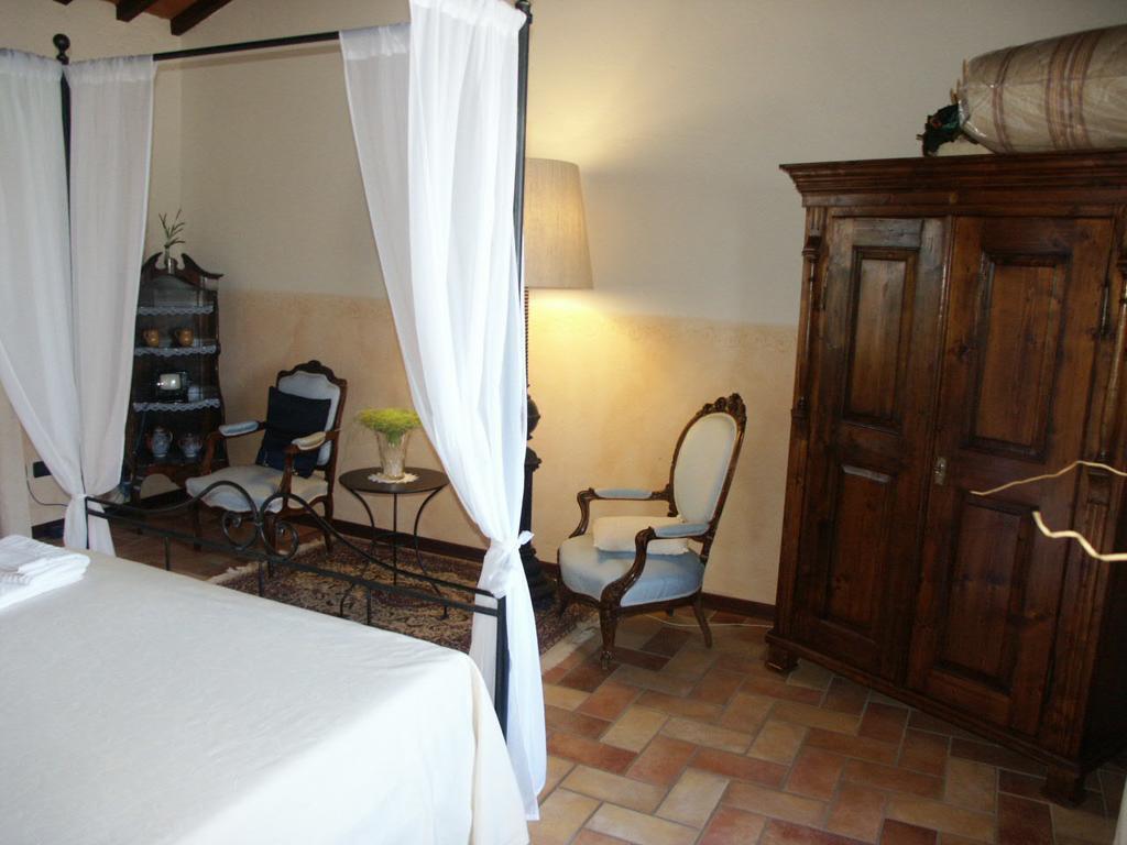 La Morosa Guest House Castel Rigone Eksteriør bilde